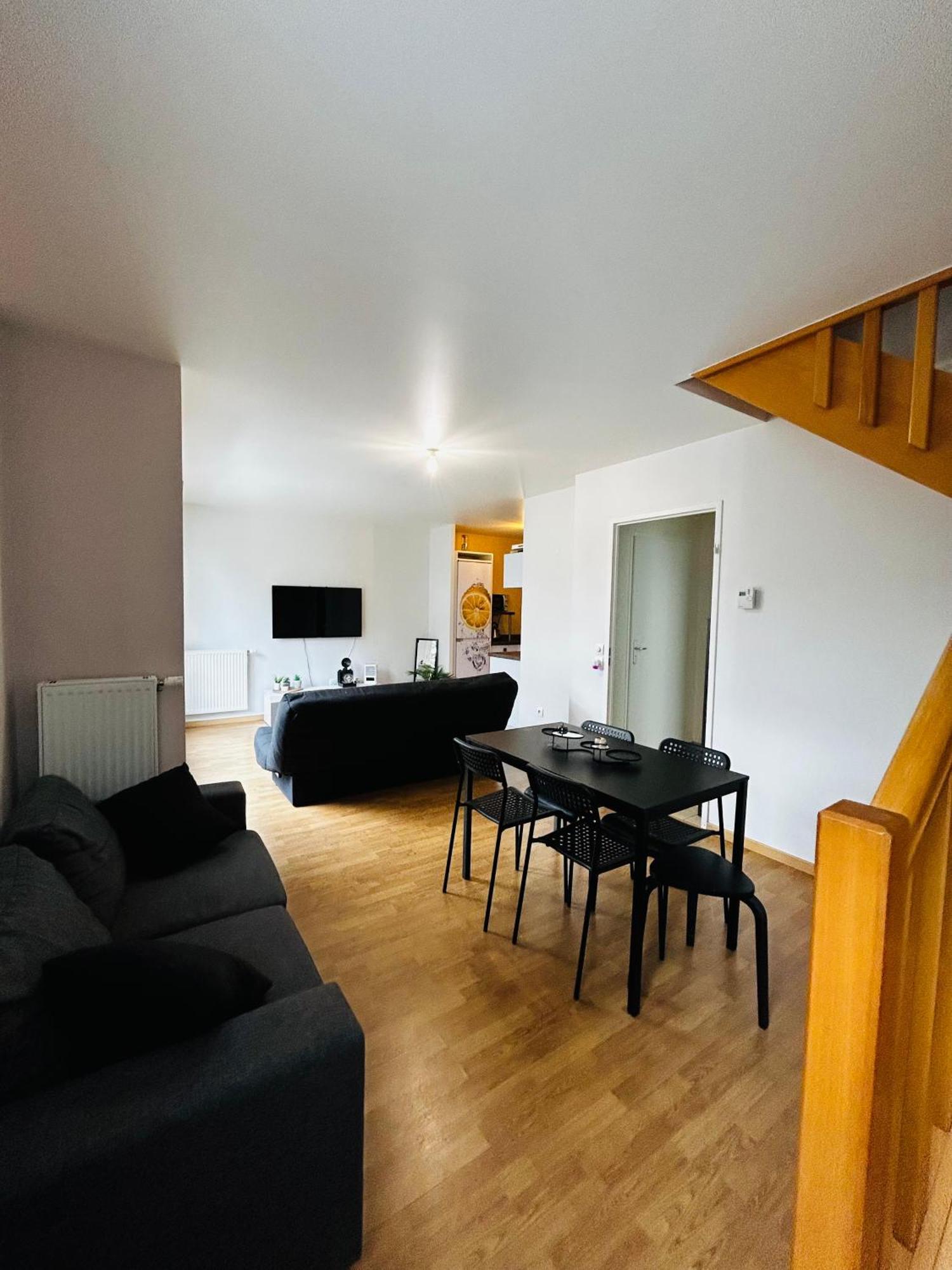 Duplex Lumineux Tout Equipe/Rer D/Balcon/Parking Corbeil-Essonnes Zewnętrze zdjęcie